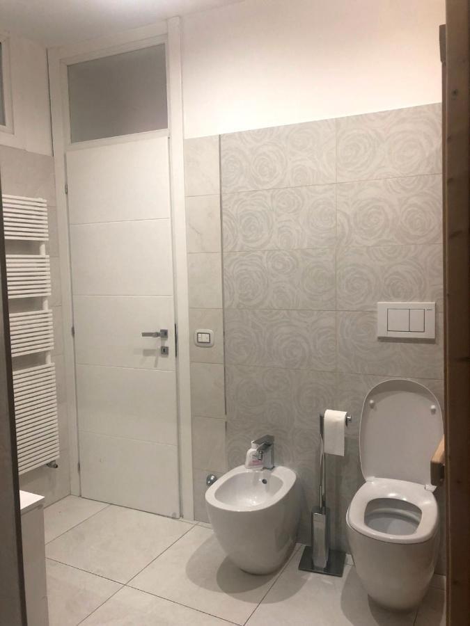 Urbino Experience Apartment Bagian luar foto